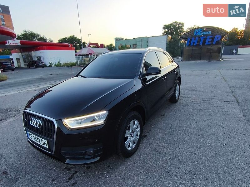 Внедорожник / Кроссовер Audi Q3 2013 в Днепре
