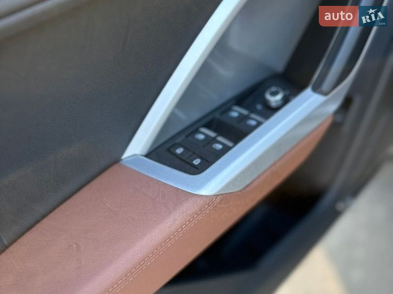 Позашляховик / Кросовер Audi Q3 2021 в Києві