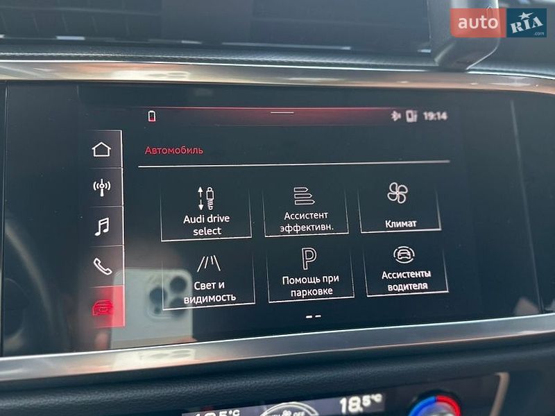 Позашляховик / Кросовер Audi Q3 2021 в Києві