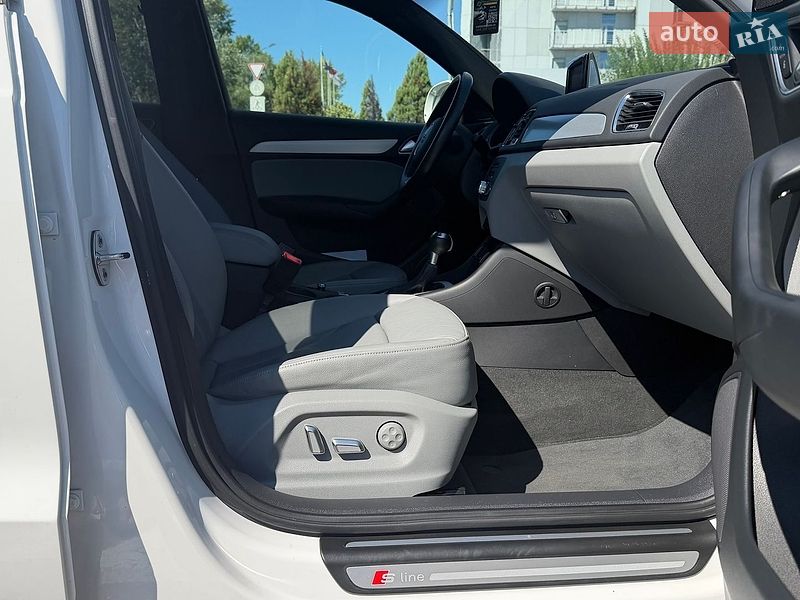 Позашляховик / Кросовер Audi Q3 2018 в Києві