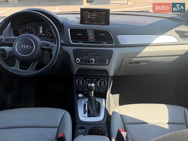Позашляховик / Кросовер Audi Q3 2018 в Києві