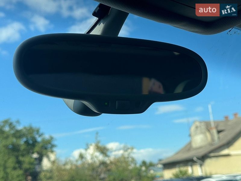 Позашляховик / Кросовер Audi Q3 2012 в Стрию