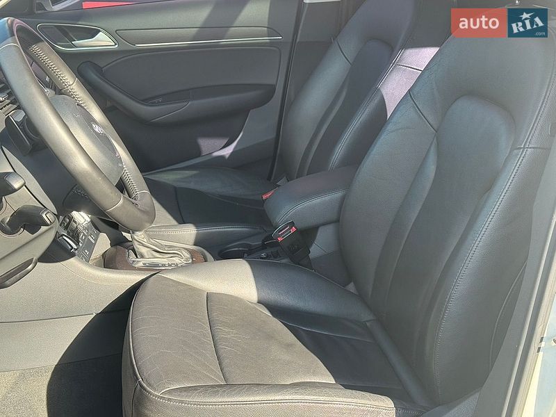 Позашляховик / Кросовер Audi Q3 2012 в Стрию