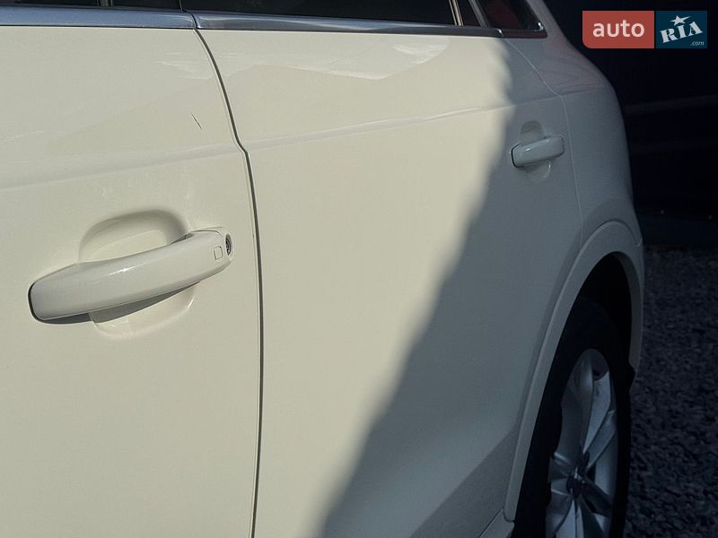 Позашляховик / Кросовер Audi Q3 2012 в Стрию