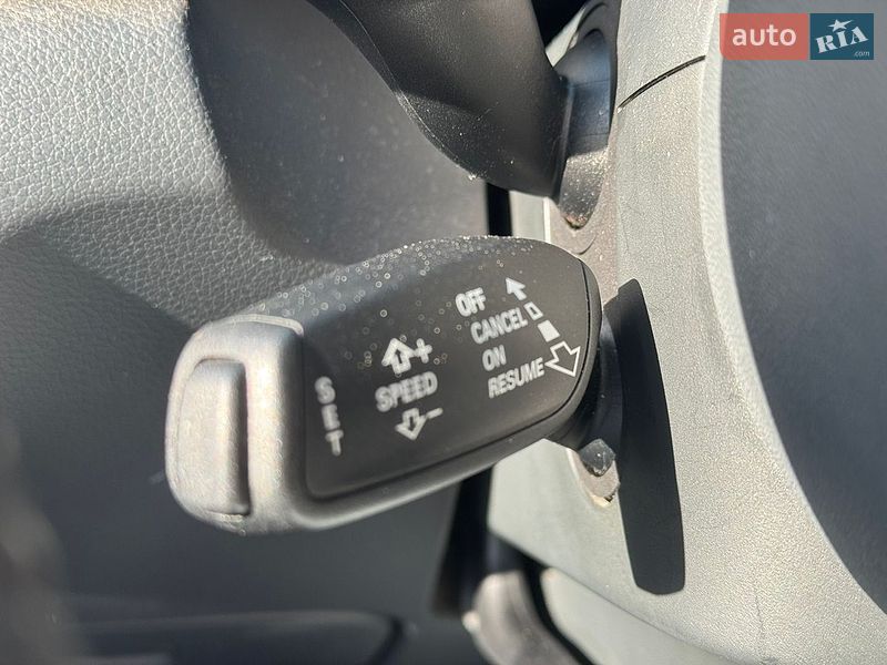 Позашляховик / Кросовер Audi Q3 2012 в Стрию