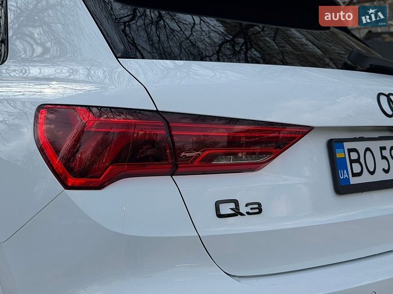Позашляховик / Кросовер Audi Q3 2024 в Хмельницькому
