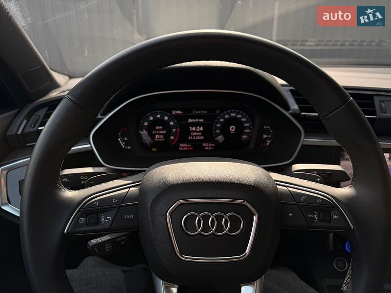 Позашляховик / Кросовер Audi Q3 2024 в Хмельницькому