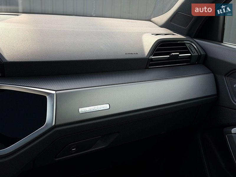 Позашляховик / Кросовер Audi Q3 2024 в Хмельницькому