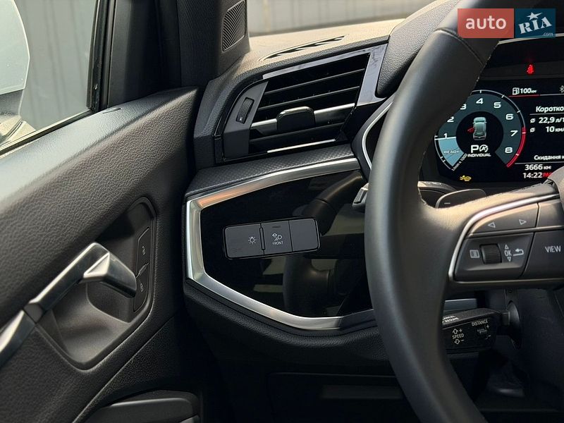 Позашляховик / Кросовер Audi Q3 2024 в Хмельницькому