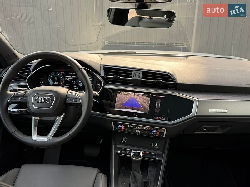 Позашляховик / Кросовер Audi Q3 2024 в Хмельницькому
