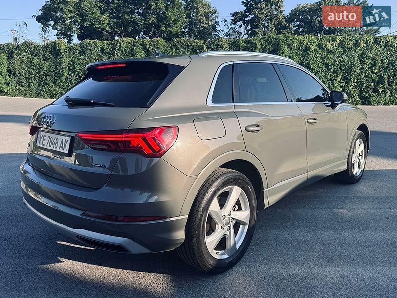 Позашляховик / Кросовер Audi Q3 2019 в Дніпрі фото 3 Позашляховик / Кросовер Audi Q3 2019 в Дніпрі