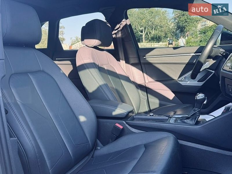 Позашляховик / Кросовер Audi Q3 2019 в Дніпрі фото 6 Позашляховик / Кросовер Audi Q3 2019 в Дніпрі