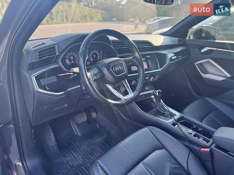 Позашляховик / Кросовер Audi Q3 2019 в Дніпрі фото 10 Позашляховик / Кросовер Audi Q3 2019 в Дніпрі