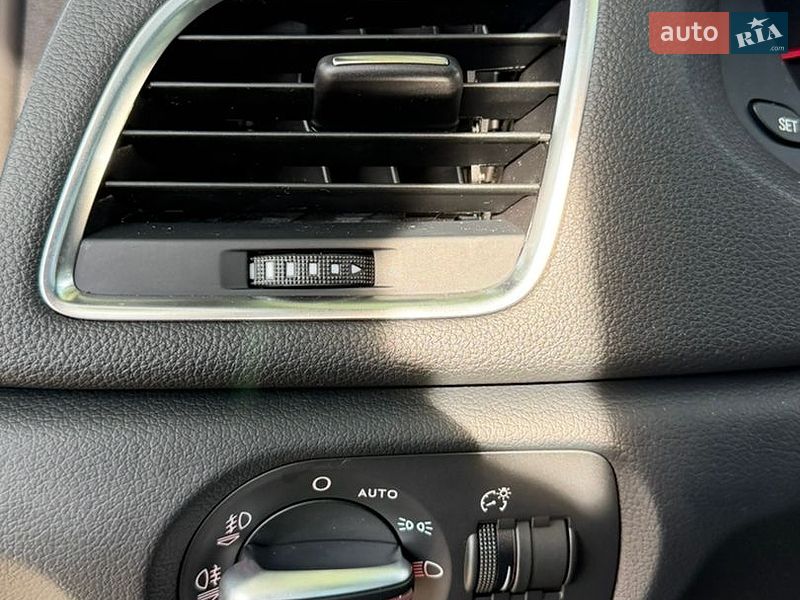 Позашляховик / Кросовер Audi Q3 2015 в Стрию