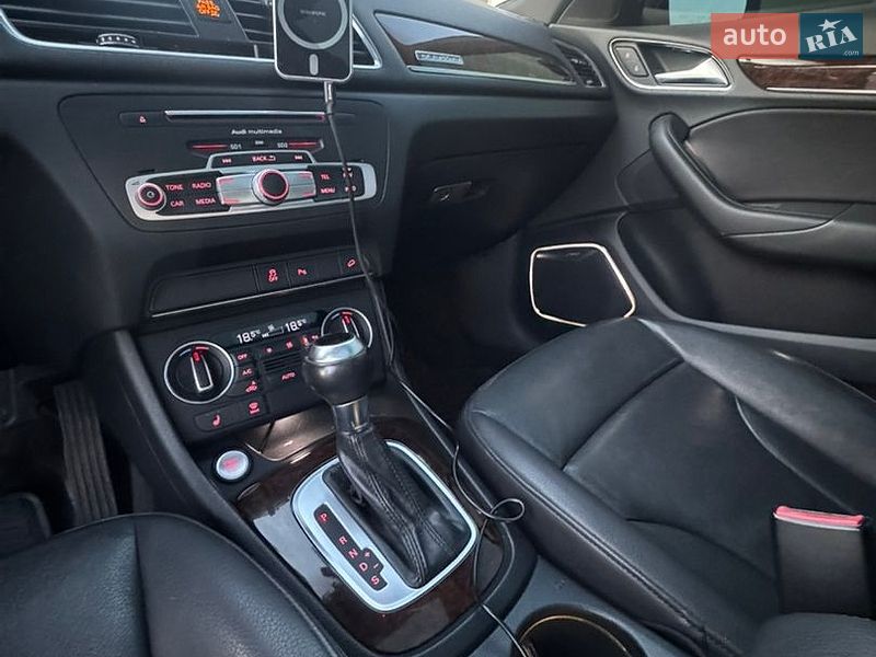 Позашляховик / Кросовер Audi Q3 2016 в Києві