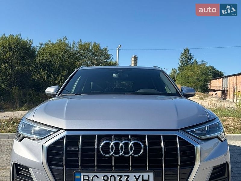 Audi Q3, фото з оголошення