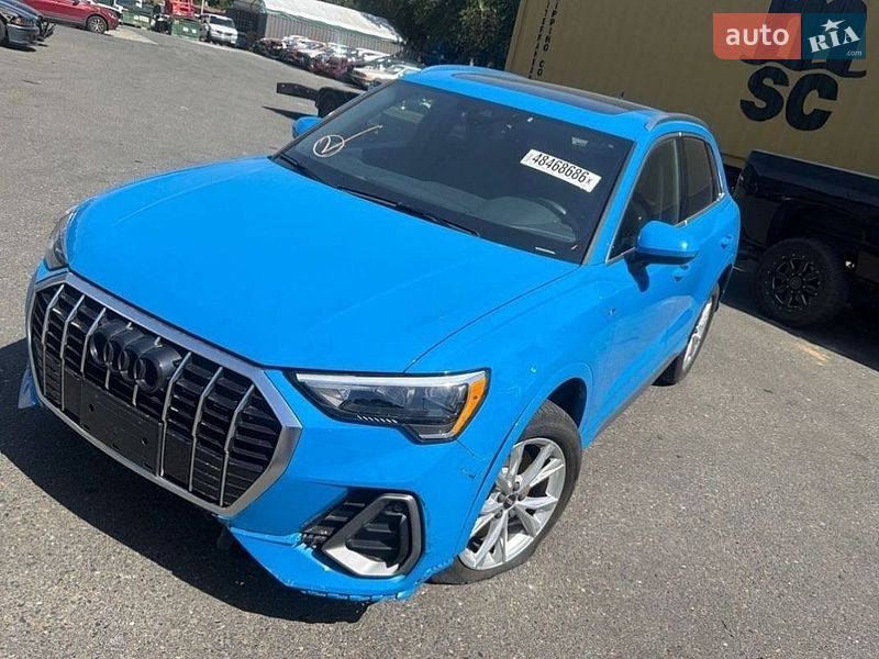 Позашляховик / Кросовер Audi Q3 2022 в Кривому Розі
