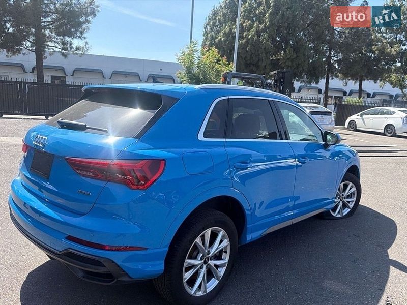 Позашляховик / Кросовер Audi Q3 2022 в Кривому Розі
