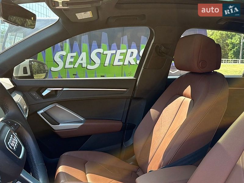 Позашляховик / Кросовер Audi Q3 2024 в Одесі фото 13 Позашляховик / Кросовер Audi Q3 2024 в Одесі