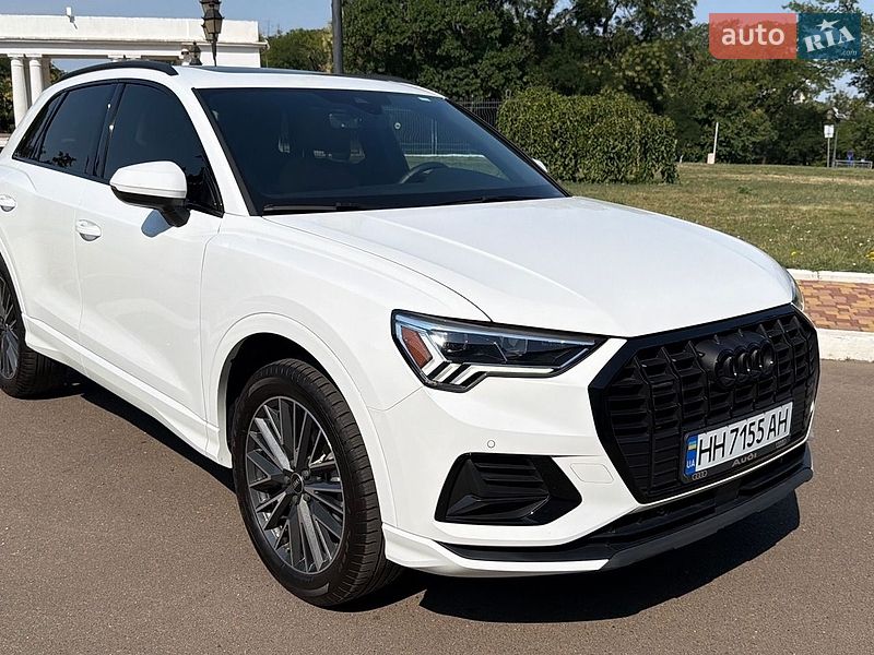 Позашляховик / Кросовер Audi Q3 2024 в Одесі