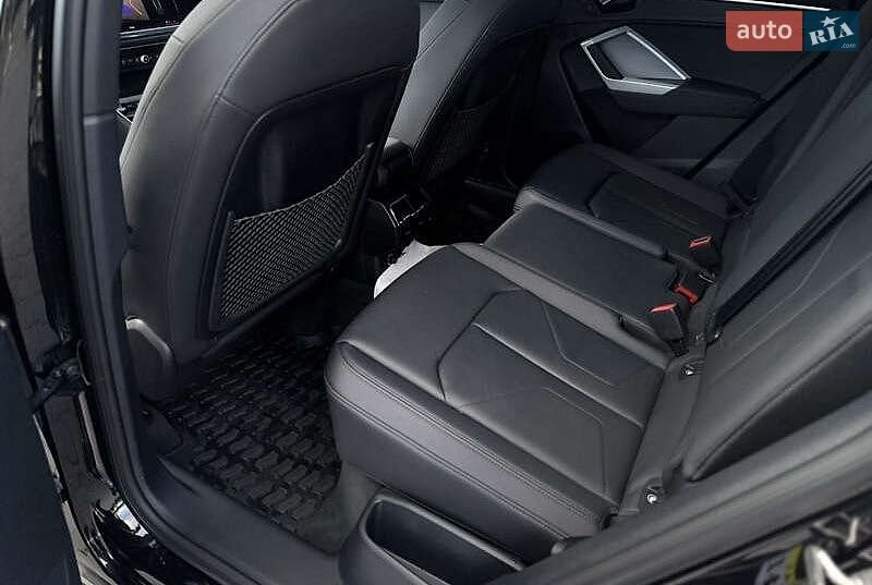 Позашляховик / Кросовер Audi Q3 2023 в Львові