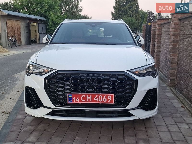 Позашляховик / Кросовер Audi Q3 2021 в Львові