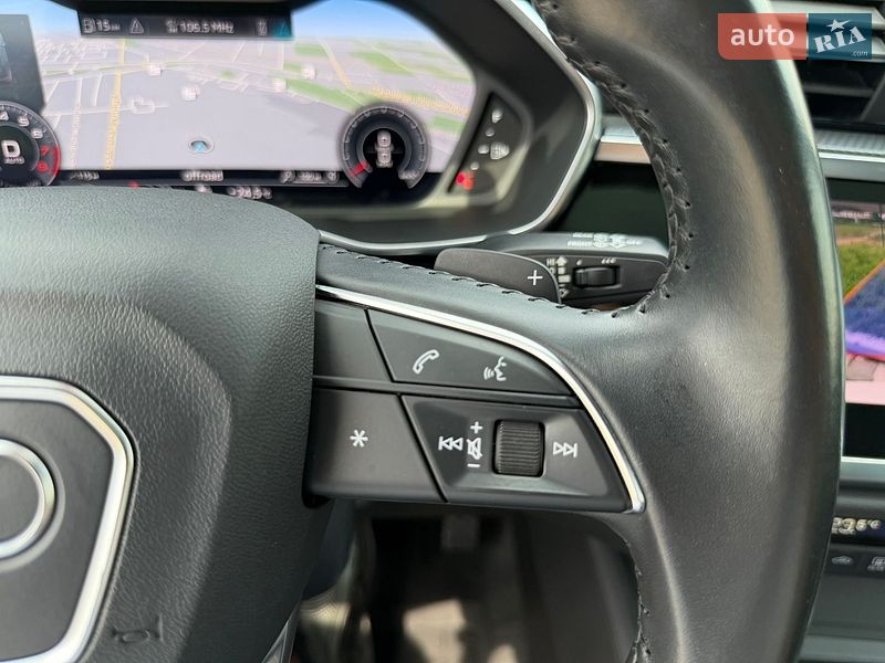 Внедорожник / Кроссовер Audi Q3 2020 в Киеве