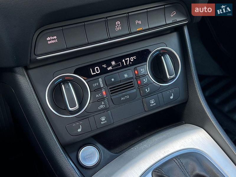 Внедорожник / Кроссовер Audi Q3 2015 в Львове