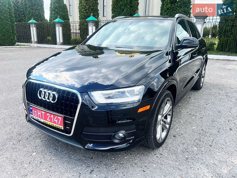 Внедорожник / Кроссовер Audi Q3 2015 в Дубно