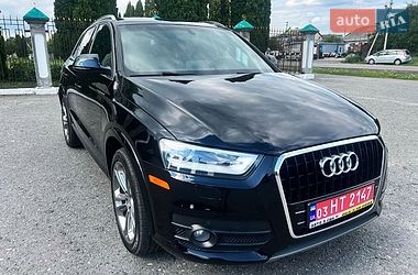 Внедорожник / Кроссовер Audi Q3 2015 в Дубно