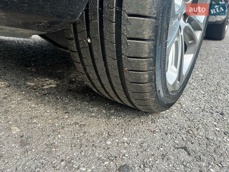 Внедорожник / Кроссовер Audi Q3 2015 в Дубно