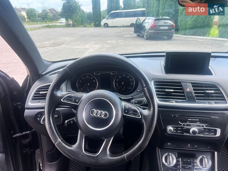 Внедорожник / Кроссовер Audi Q3 2015 в Дубно