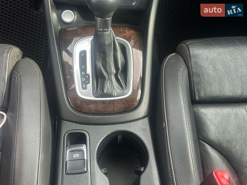 Внедорожник / Кроссовер Audi Q3 2015 в Дубно