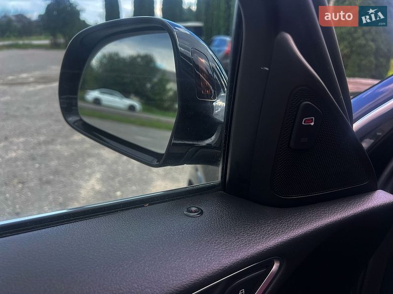 Внедорожник / Кроссовер Audi Q3 2015 в Дубно