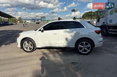 Внедорожник / Кроссовер Audi Q3 2020 в Львове