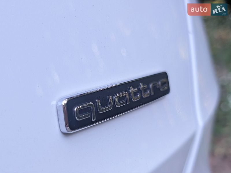 Позашляховик / Кросовер Audi Q3 2024 в Борисполі