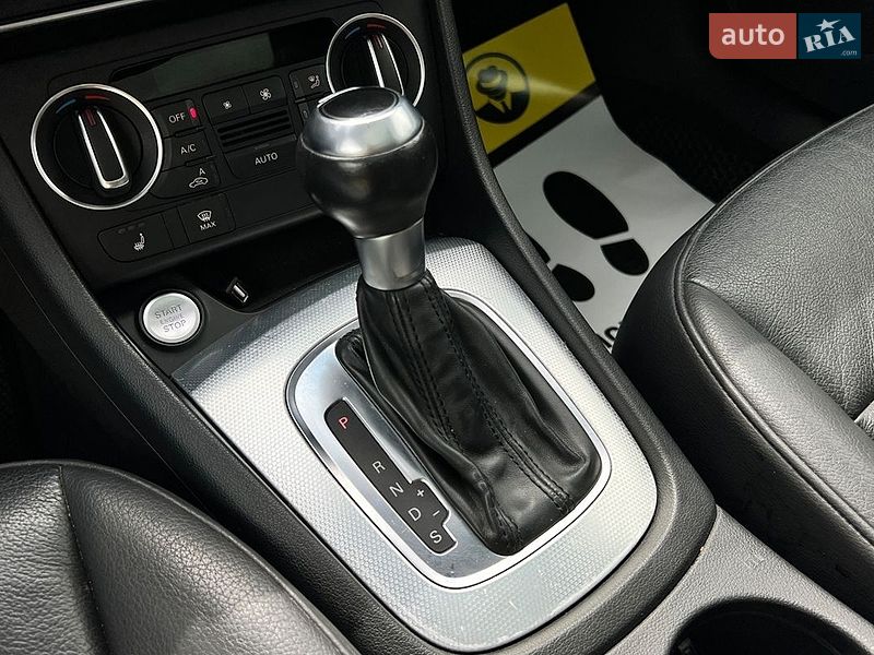Позашляховик / Кросовер Audi Q3 2016 в Львові