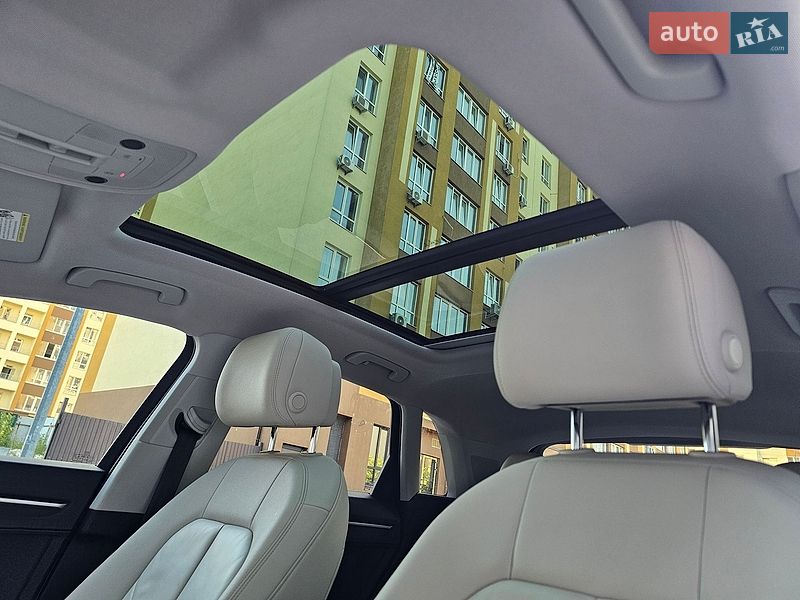 Позашляховик / Кросовер Audi Q3 2019 в Києві