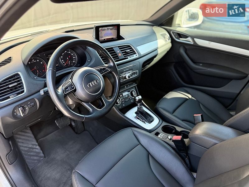 Внедорожник / Кроссовер Audi Q3 2018 в Львове
