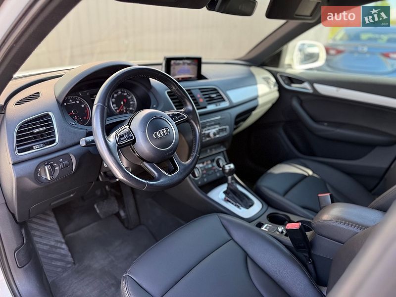 Внедорожник / Кроссовер Audi Q3 2018 в Львове