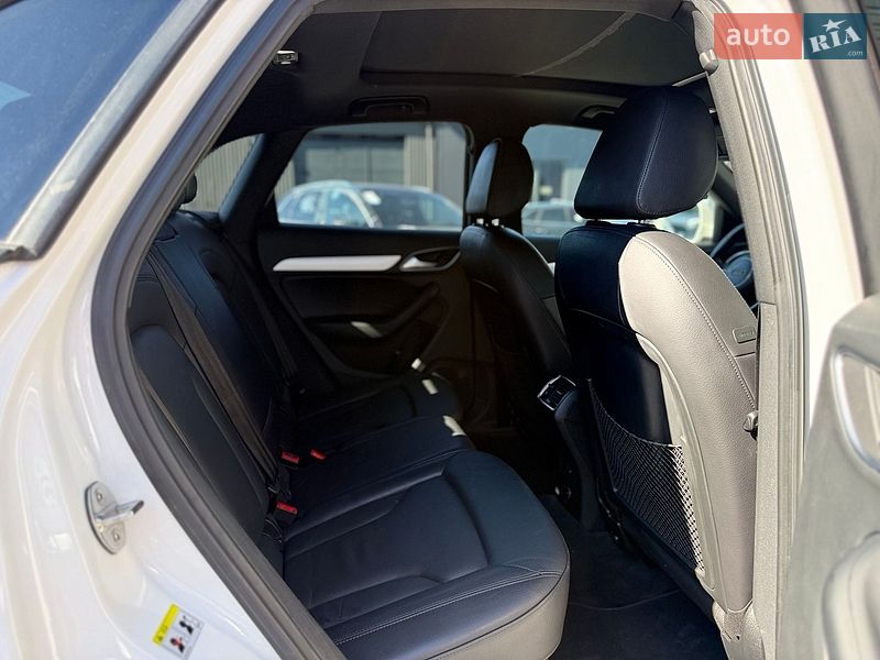 Внедорожник / Кроссовер Audi Q3 2018 в Львове