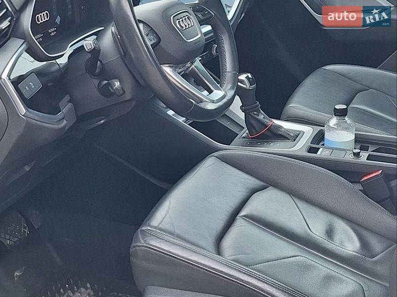 Внедорожник / Кроссовер Audi Q3 2022 в Тернополе фото 30 Внедорожник / Кроссовер Audi Q3 2022 в Тернополе