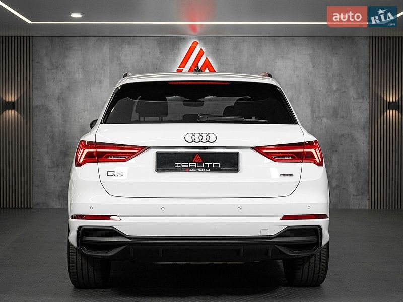 Позашляховик / Кросовер Audi Q3 2024 в Одесі фото 15 Позашляховик / Кросовер Audi Q3 2024 в Одесі