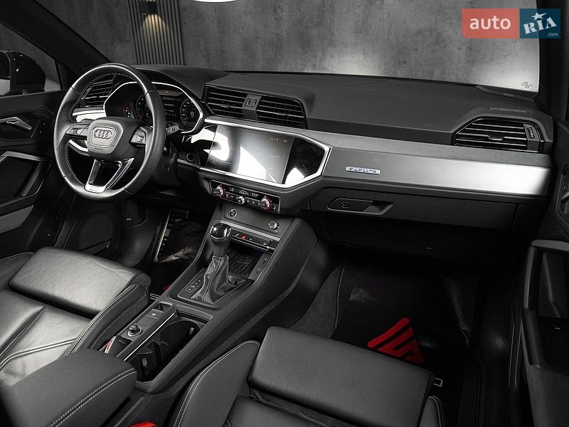 Позашляховик / Кросовер Audi Q3 2024 в Одесі фото 24 Позашляховик / Кросовер Audi Q3 2024 в Одесі