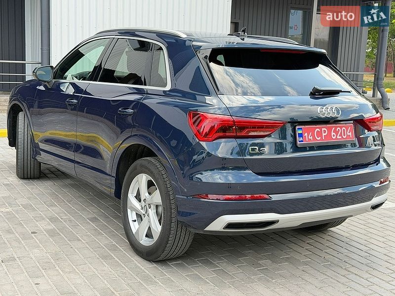 Внедорожник / Кроссовер Audi Q3 2020 в Каменском
