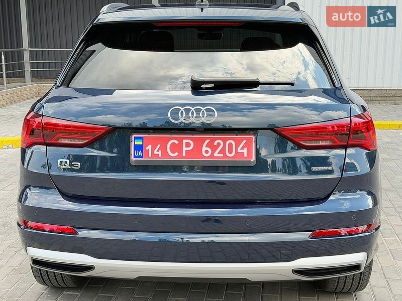Внедорожник / Кроссовер Audi Q3 2020 в Каменском
