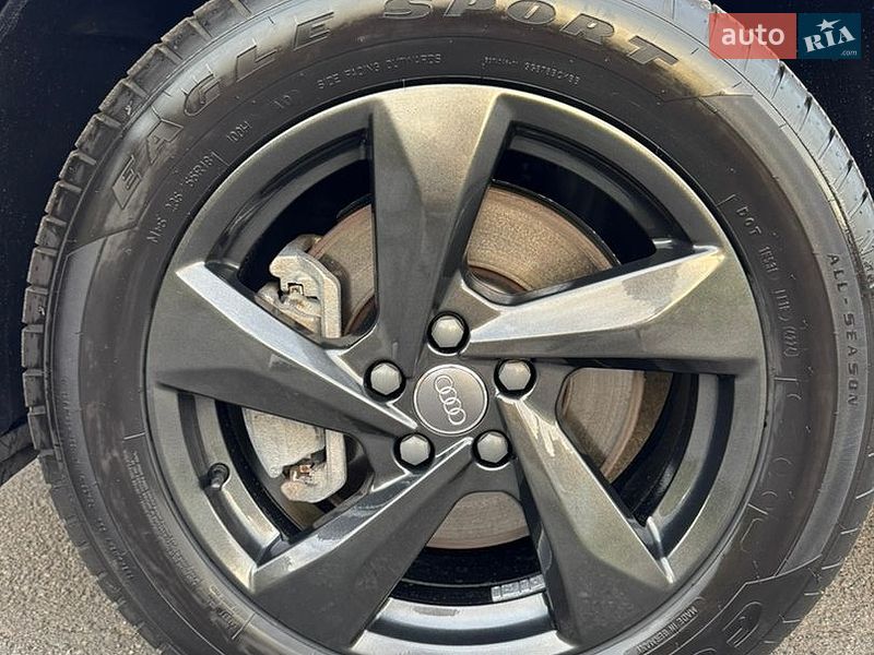Внедорожник / Кроссовер Audi Q3 2020 в Киеве фото 15 Внедорожник / Кроссовер Audi Q3 2020 в Киеве
