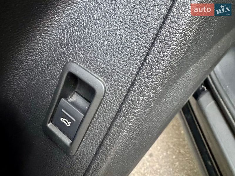 Внедорожник / Кроссовер Audi Q3 2020 в Киеве фото 21 Внедорожник / Кроссовер Audi Q3 2020 в Киеве