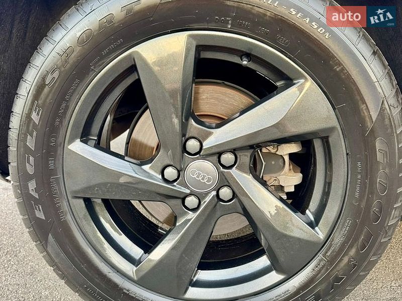 Внедорожник / Кроссовер Audi Q3 2020 в Киеве фото 32 Внедорожник / Кроссовер Audi Q3 2020 в Киеве