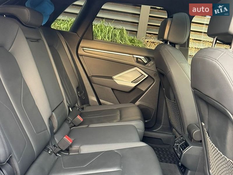 Внедорожник / Кроссовер Audi Q3 2020 в Киеве фото 35 Внедорожник / Кроссовер Audi Q3 2020 в Киеве